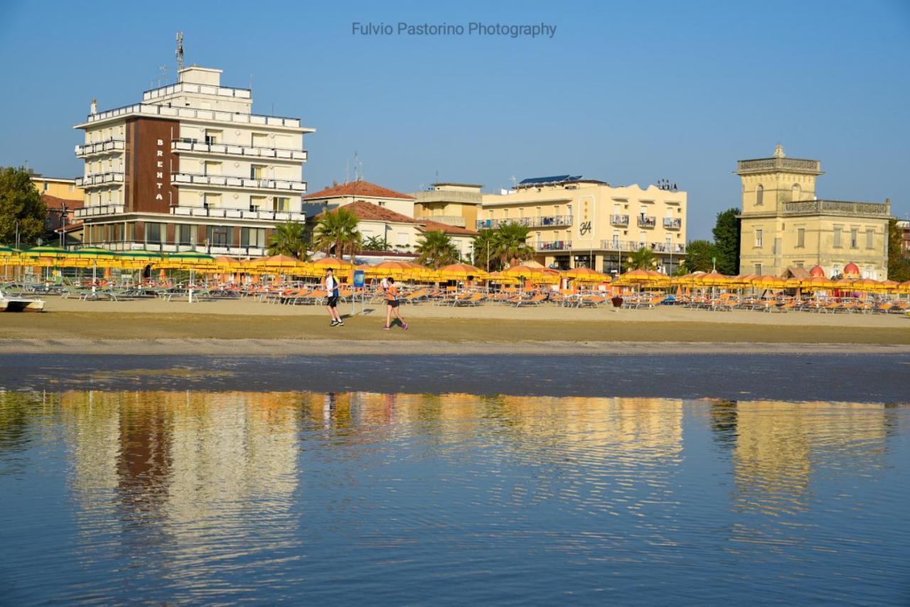 Albergo Conca D'Oro Ріміні Екстер'єр фото